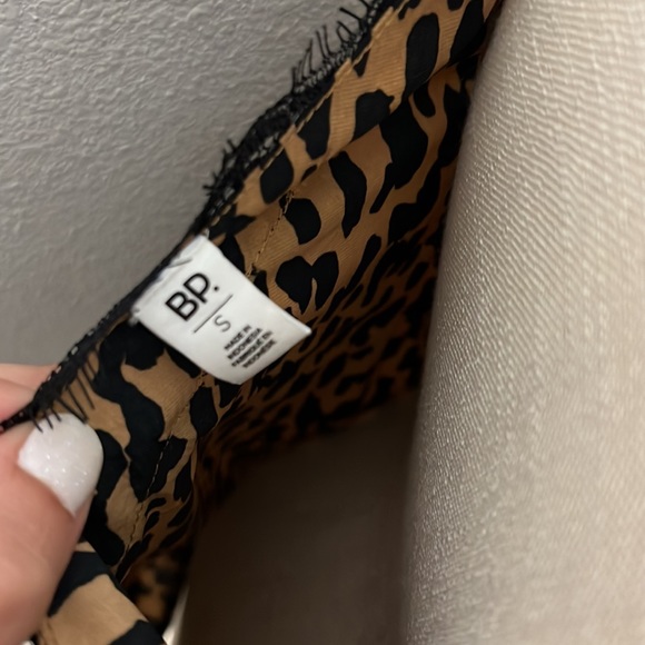 BP tank top - Picture 6 of 8